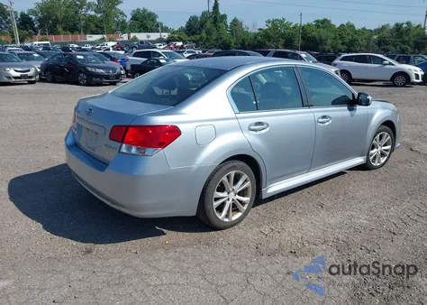 2013 Subaru Legacy 2.5I Premium из США, поврежденный, VIN 4S3BMBC61D3040830